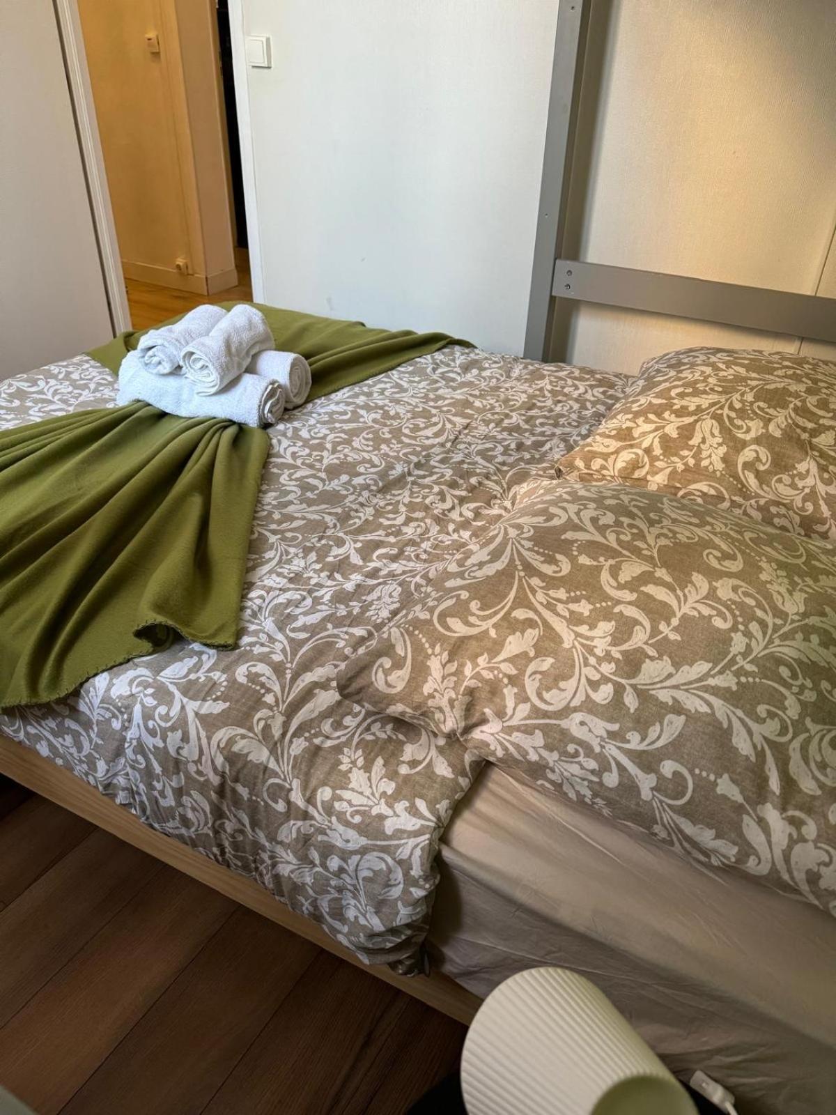 Apartamento L'Escapade Parisienne Maisons-Alfort Exterior foto